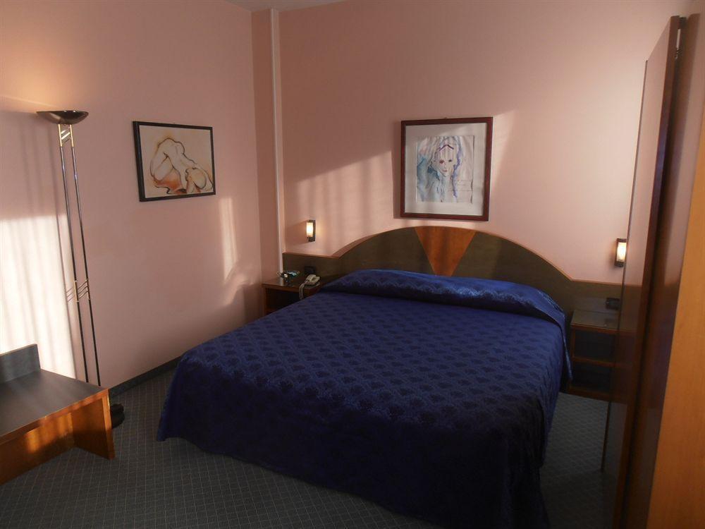 Hotel Rosa 阿巴诺泰尔梅 外观 照片